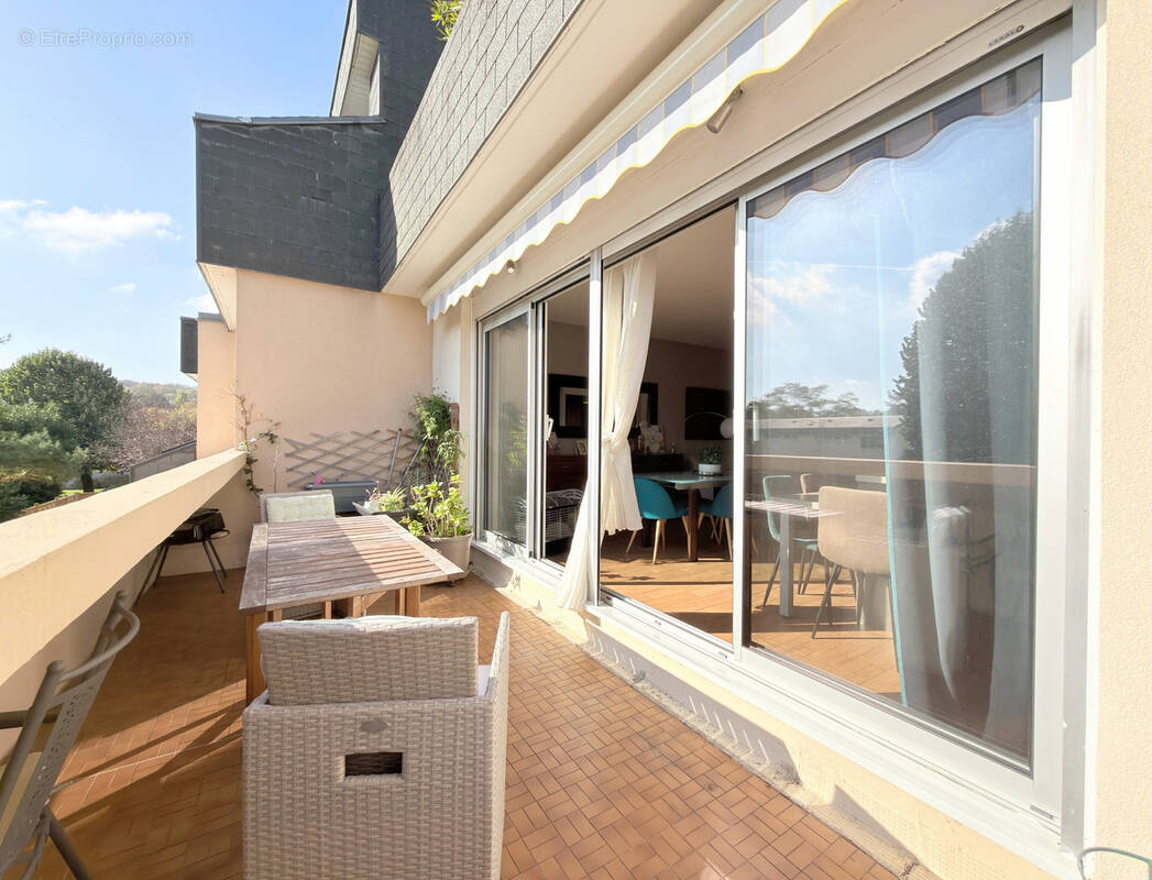 Appartement à RUEIL-MALMAISON