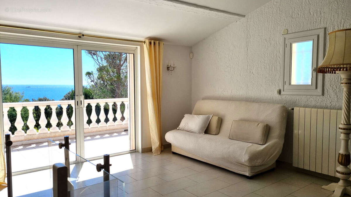 Maison à SAINT-RAPHAEL