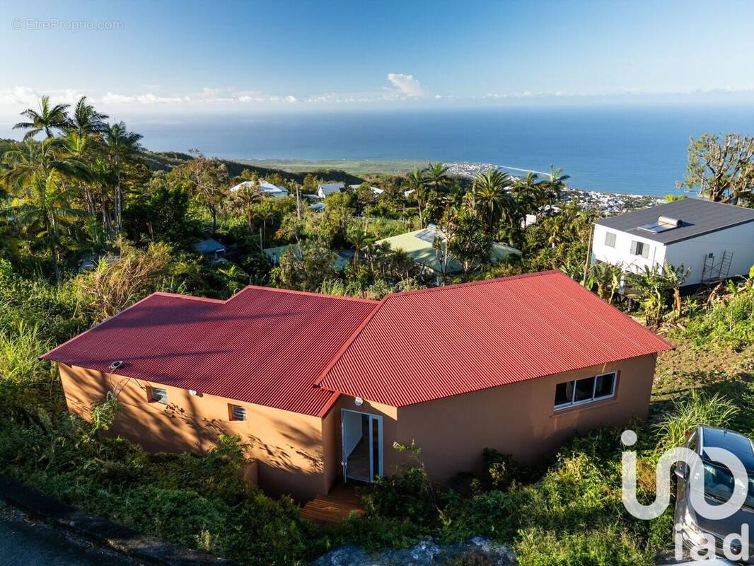 Photo 1 - Maison à LES AVIRONS