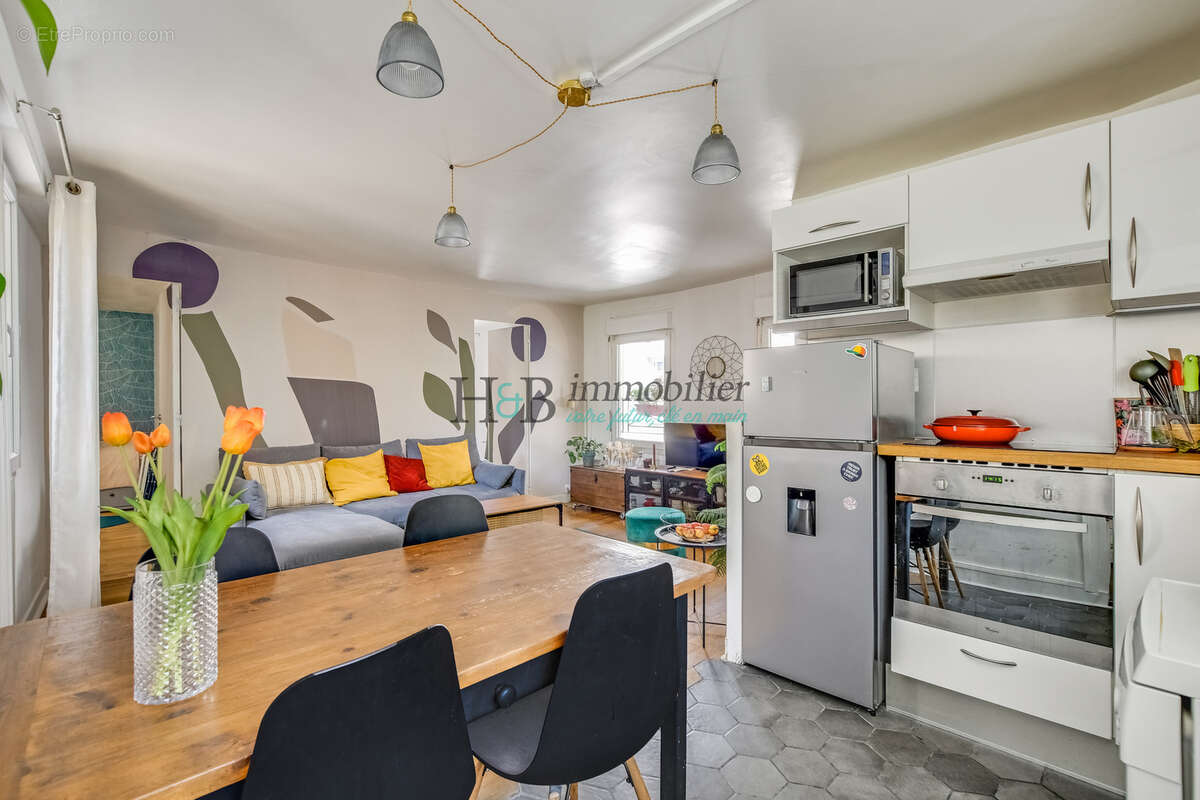Appartement à PARIS-12E