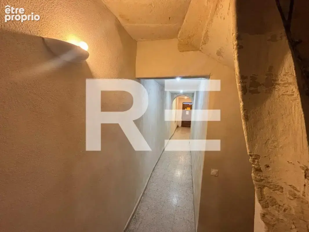 Appartement p1 38m2 nimes ecusson proximite place du chapitre - photo 7