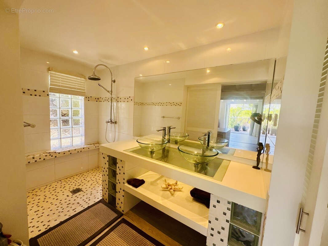 Maison à SAINT-MARTIN