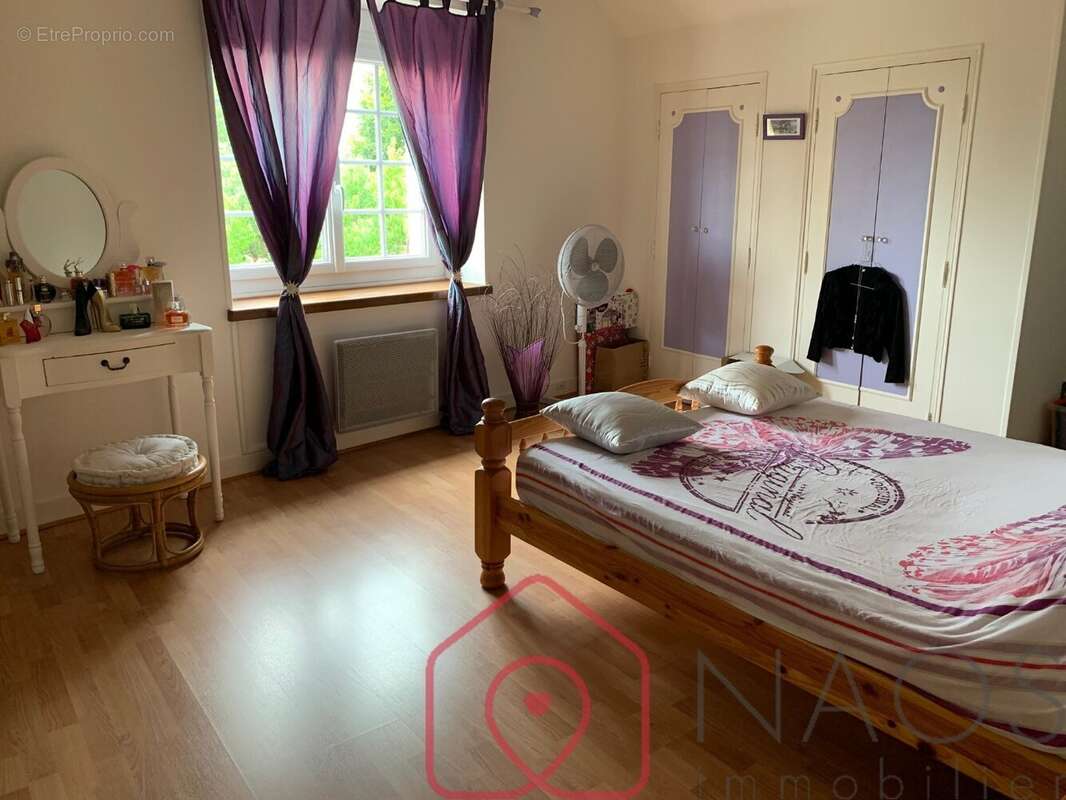 Maison 190 m² à Puiseaux  - photo 11