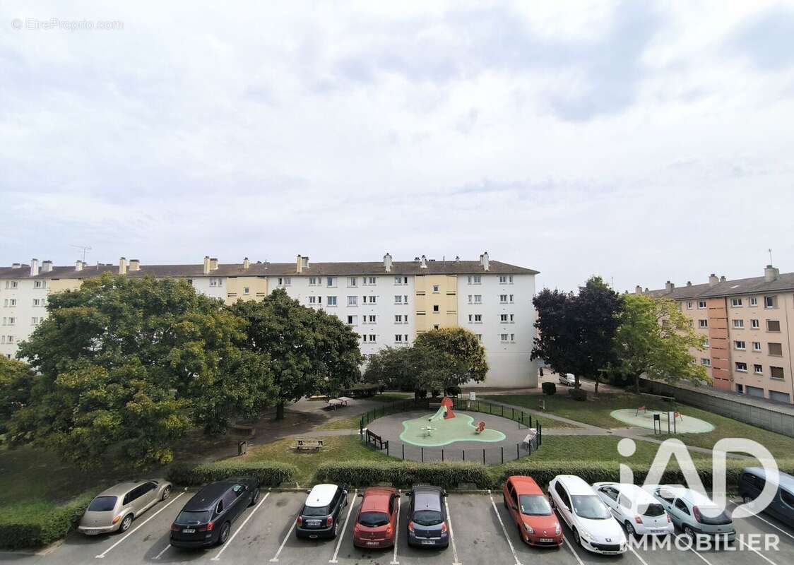 Photo 9 - Appartement à SAINT-FARGEAU-PONTHIERRY