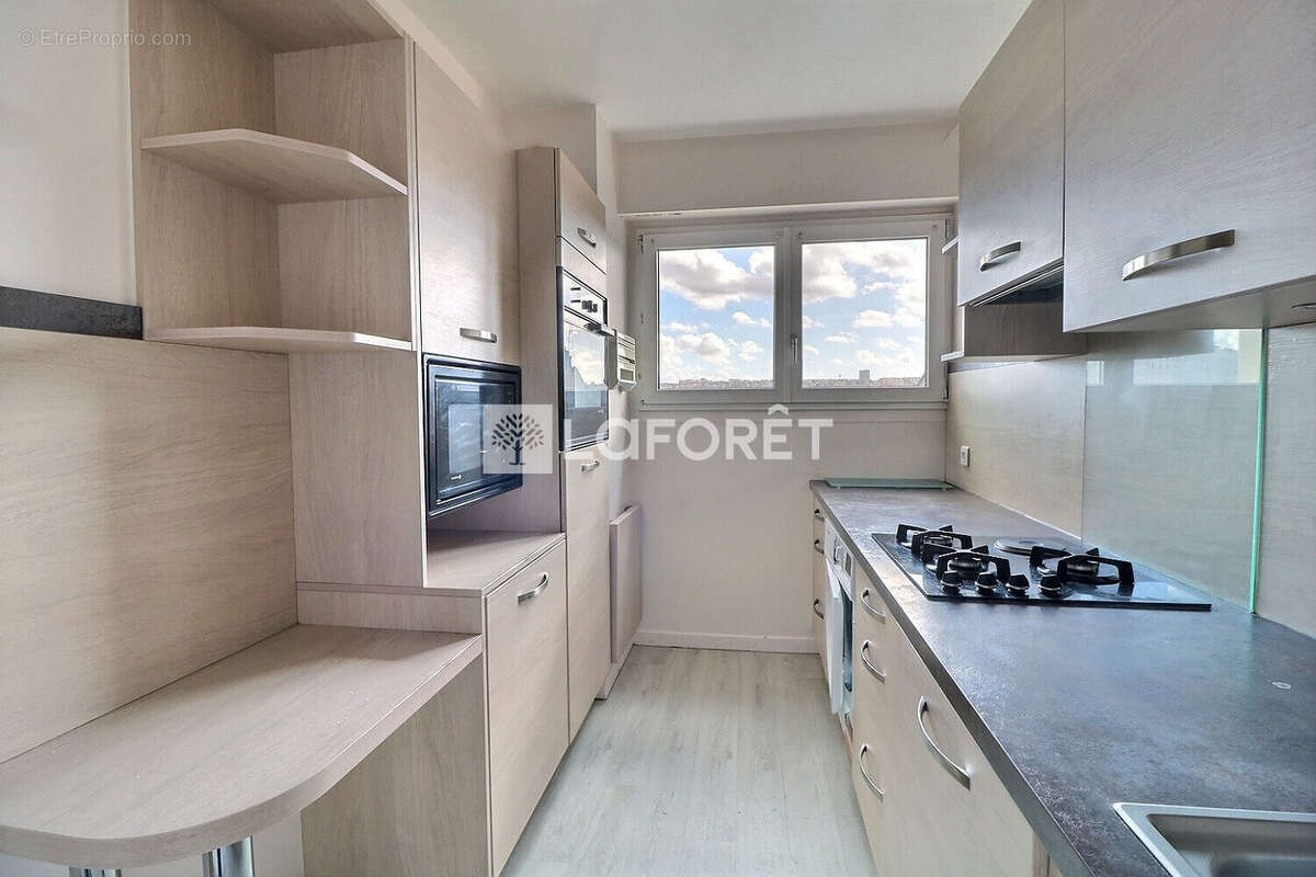 Appartement à RUEIL-MALMAISON