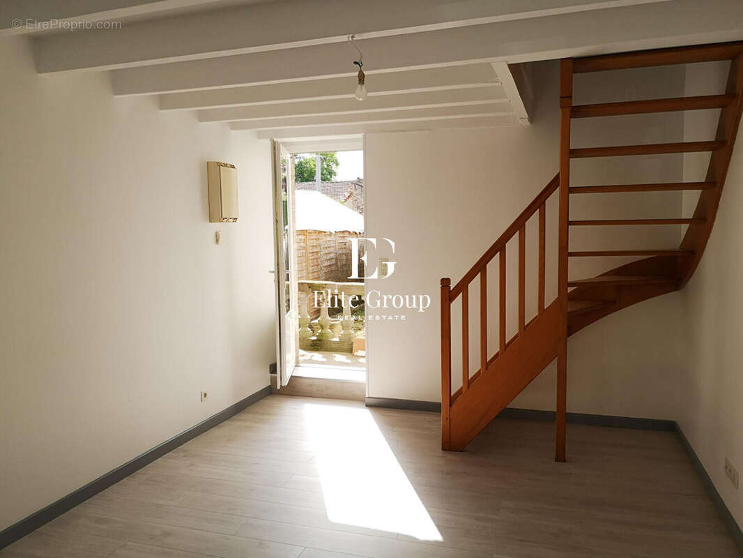 Appartement à GOND-PONTOUVRE