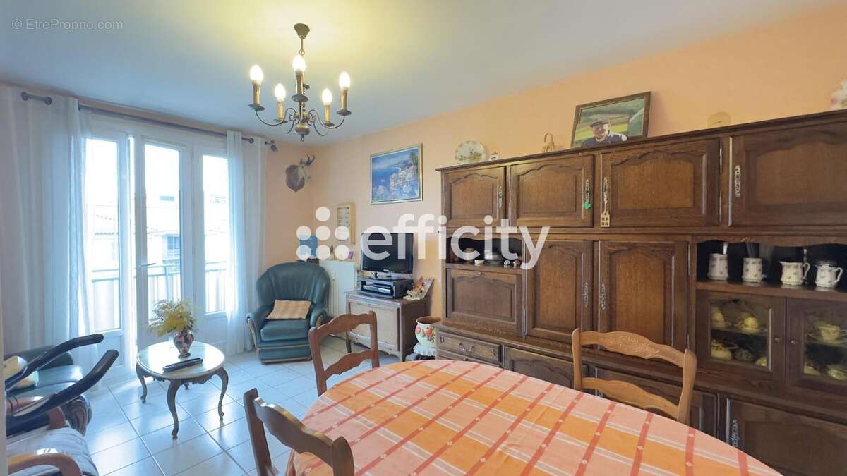 Appartement à MONTELIMAR