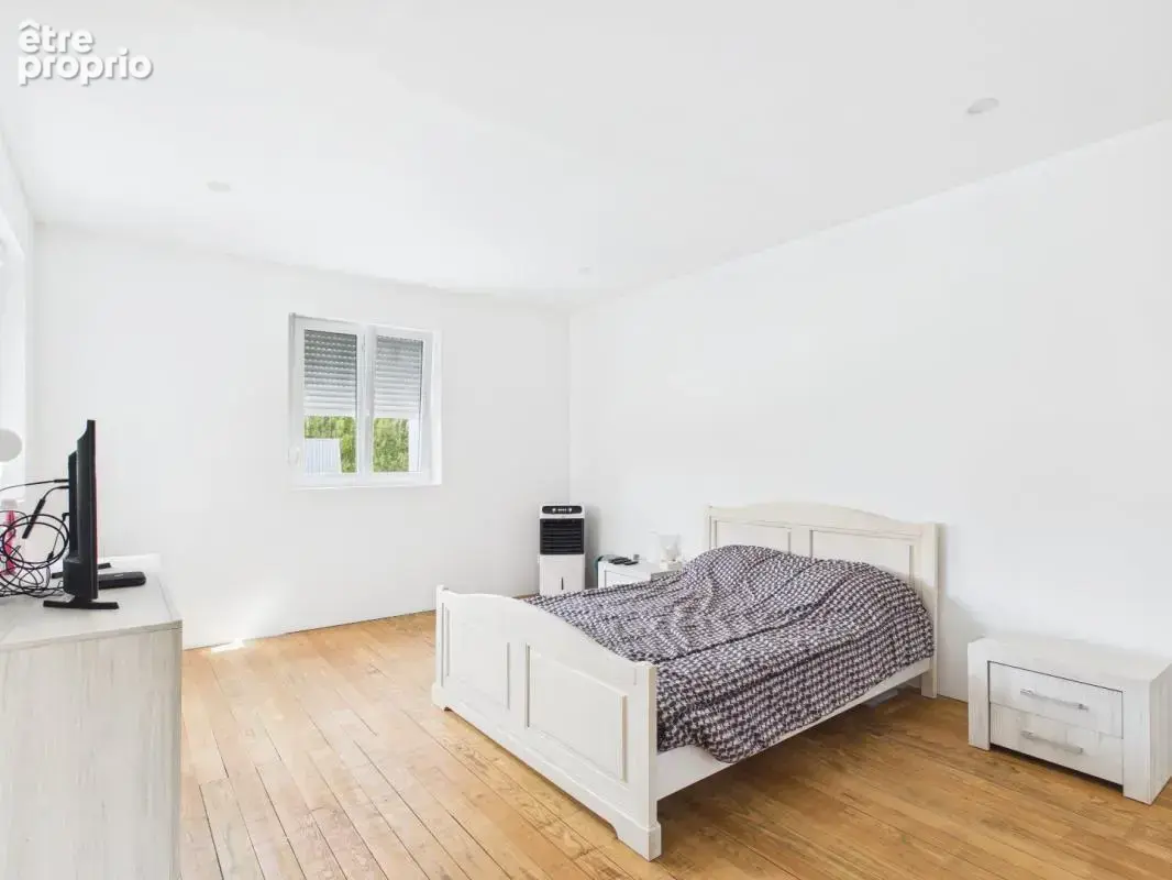 Maison 256 m² à Le Catelet  - photo 7