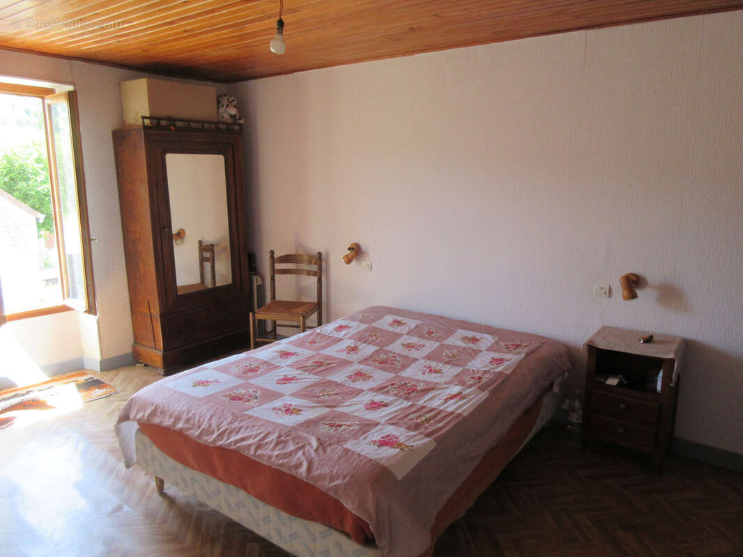 Maison à JOUY-SUR-MORIN