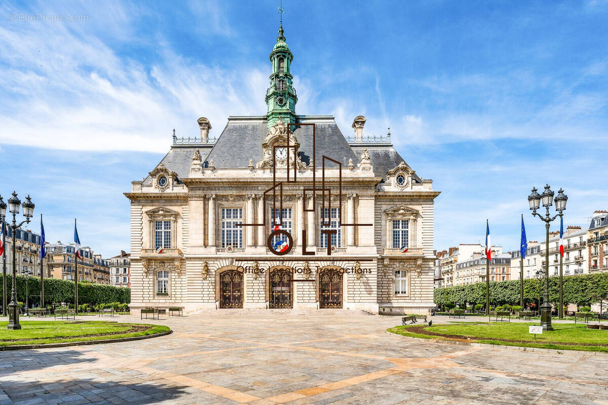 Appartement à LEVALLOIS-PERRET