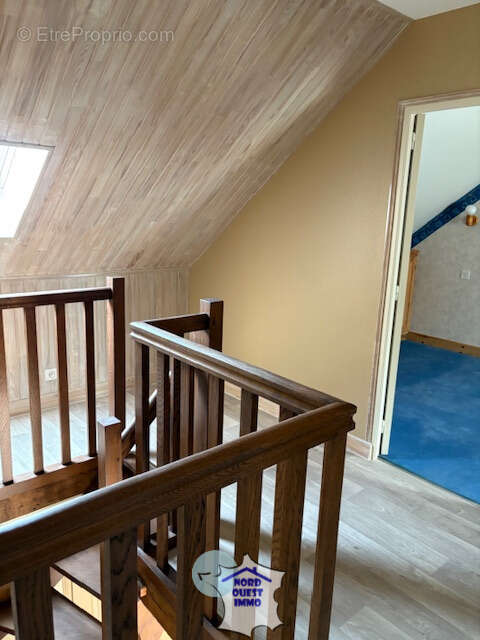 Maison à AMBRIERES-LES-VALLEES