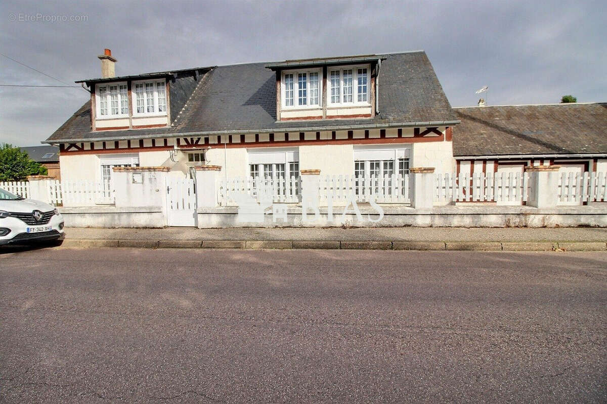 Maison à SAINT-PIERRE-LES-ELBEUF