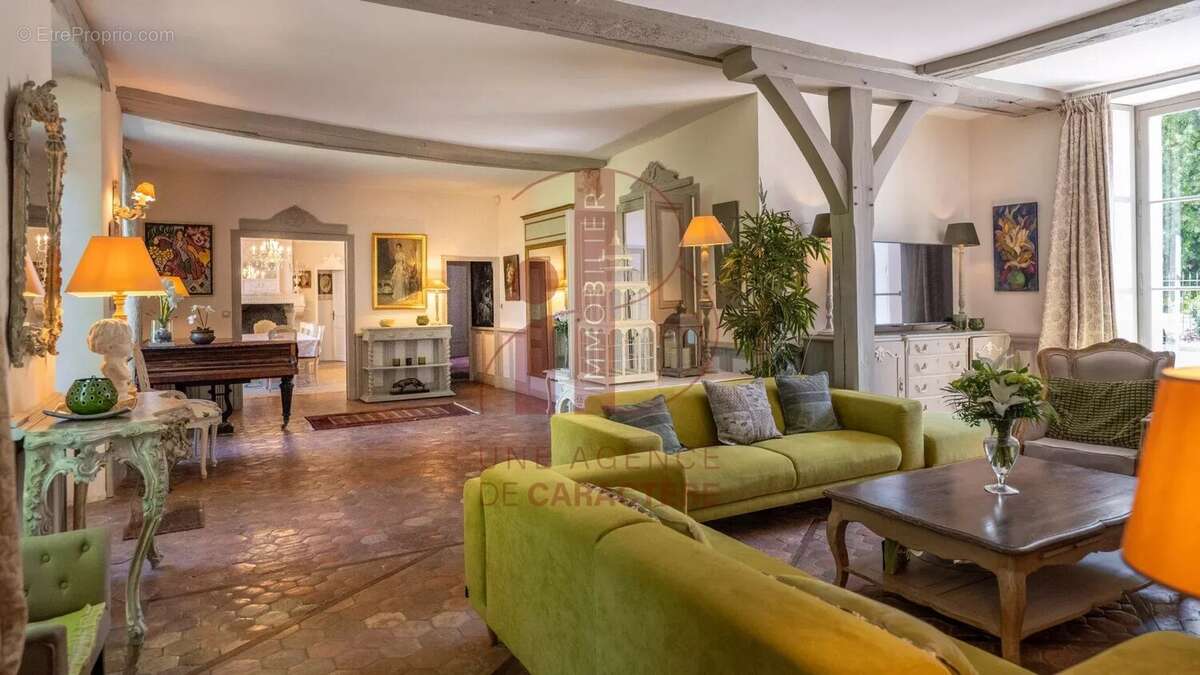 Maison à FONTAINEBLEAU