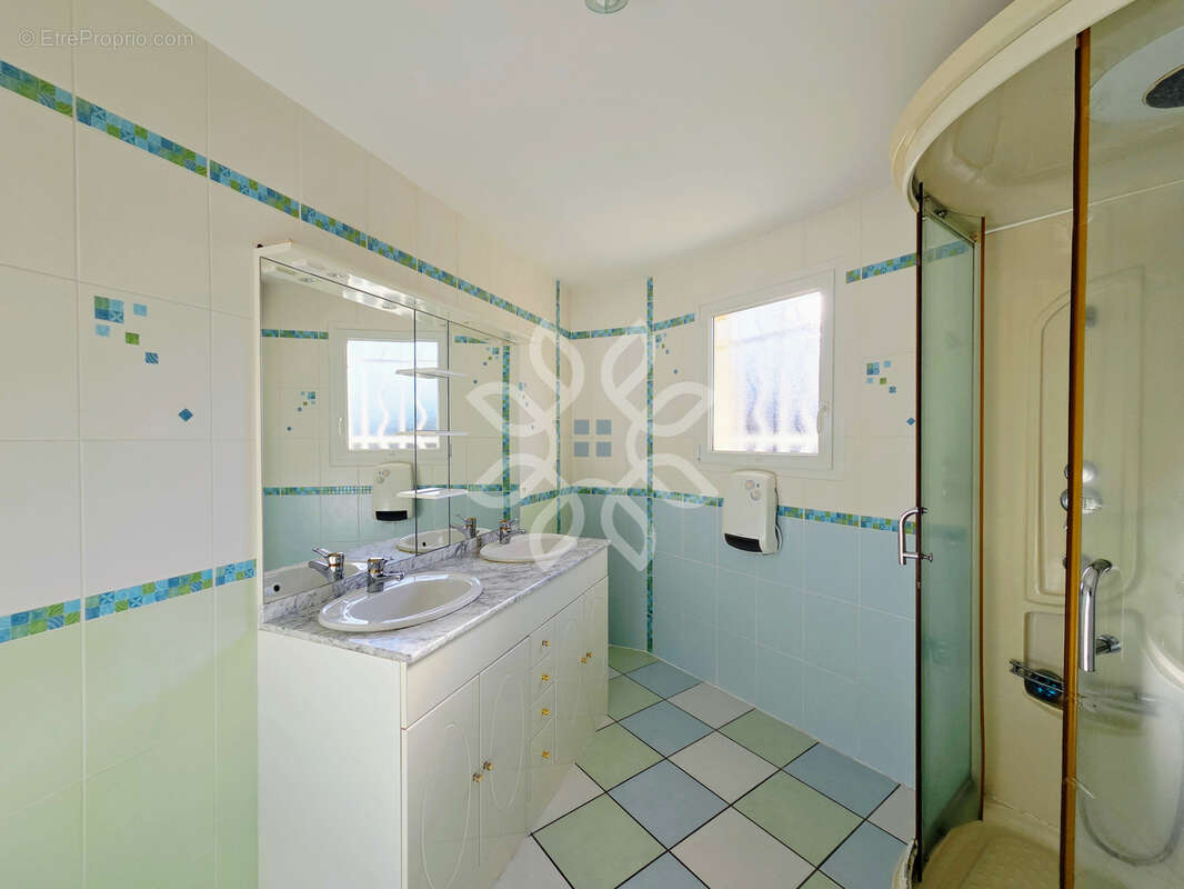 Maison à VERGONGHEON