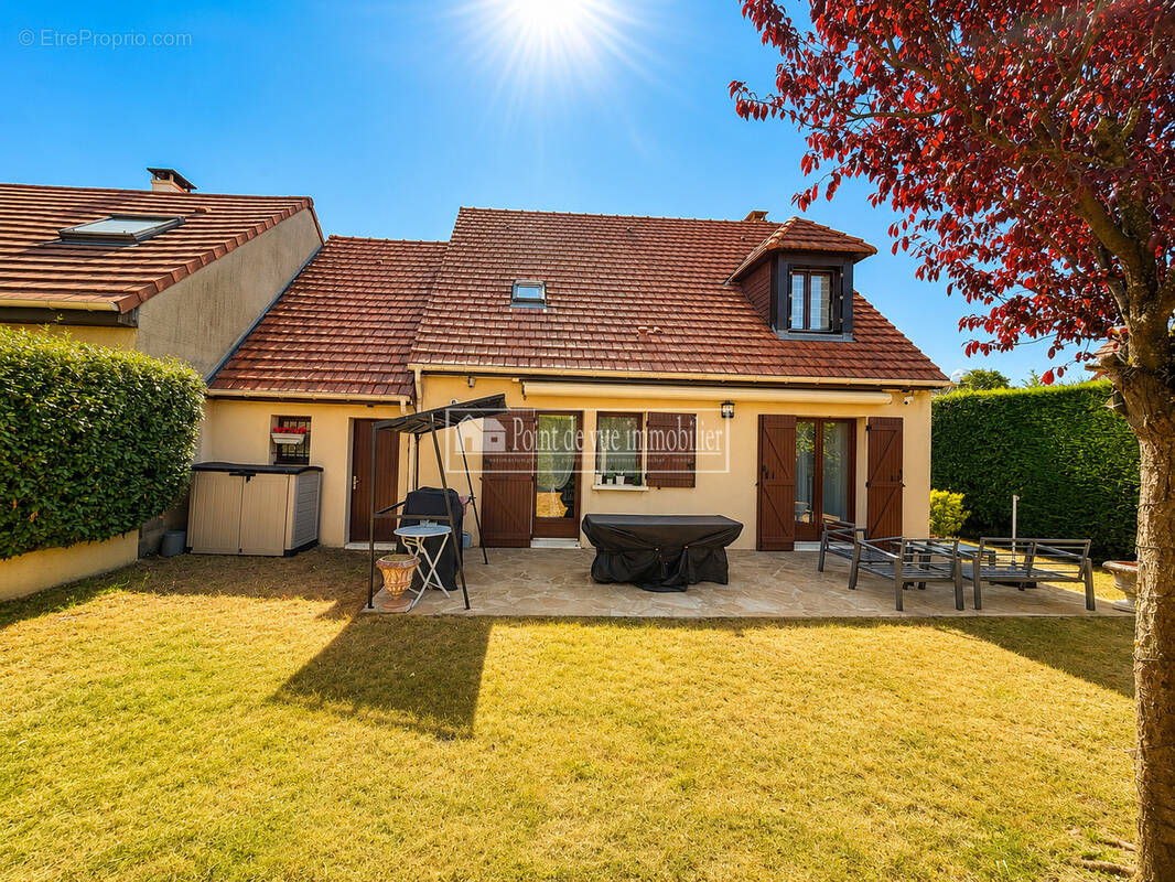 Maison à SAVIGNY-SUR-ORGE