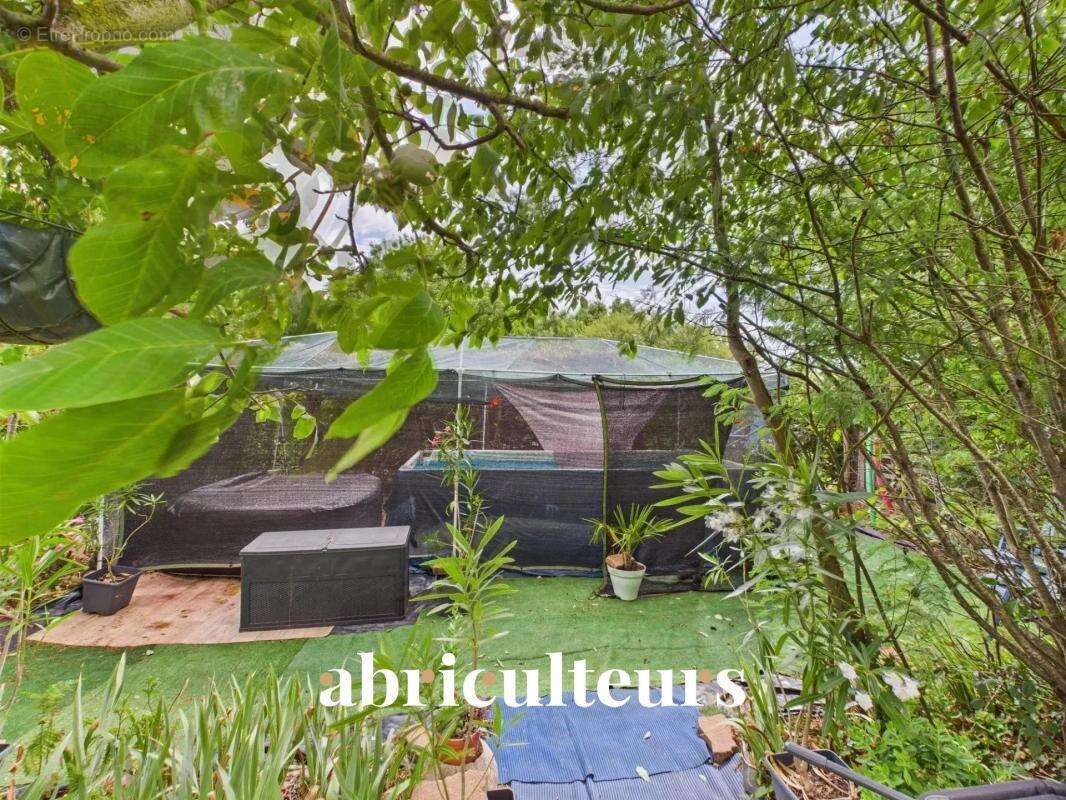 Appartement à SAINT-HERBLON