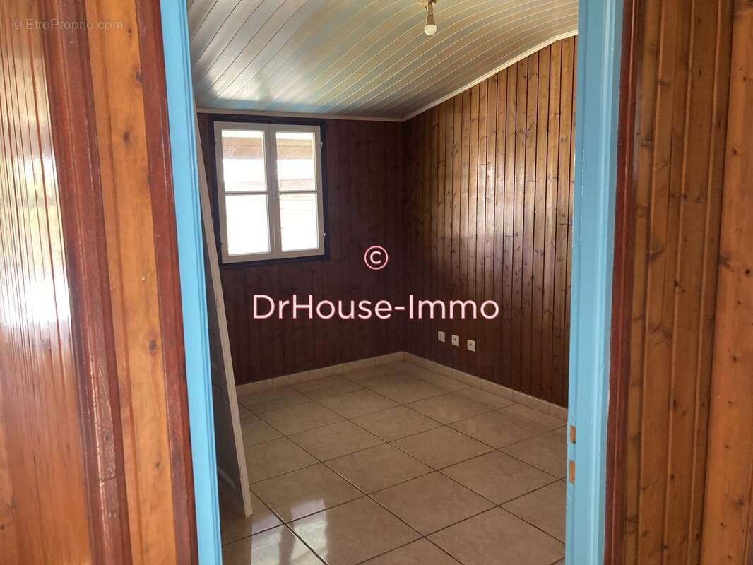 Maison à PETITE-ILE