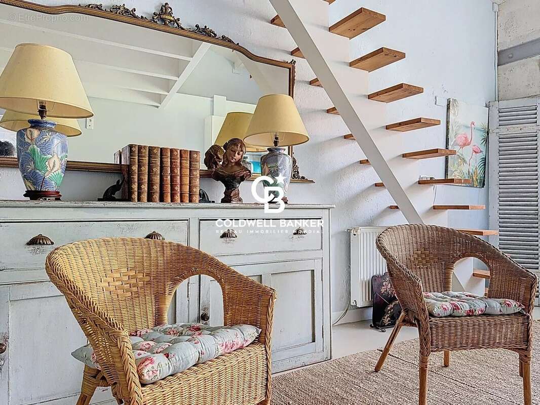Maison à MORTAGNE-SUR-GIRONDE