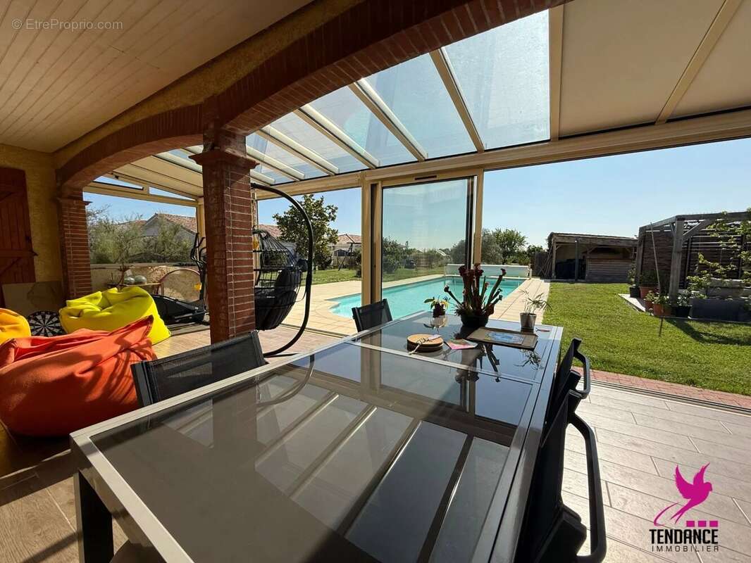 Maison à CORNEBARRIEU