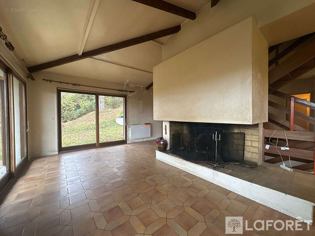 Maison à GIF-SUR-YVETTE