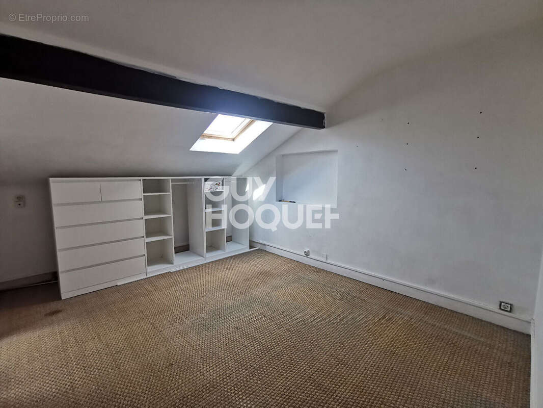 Appartement à FONTENAY-SOUS-BOIS