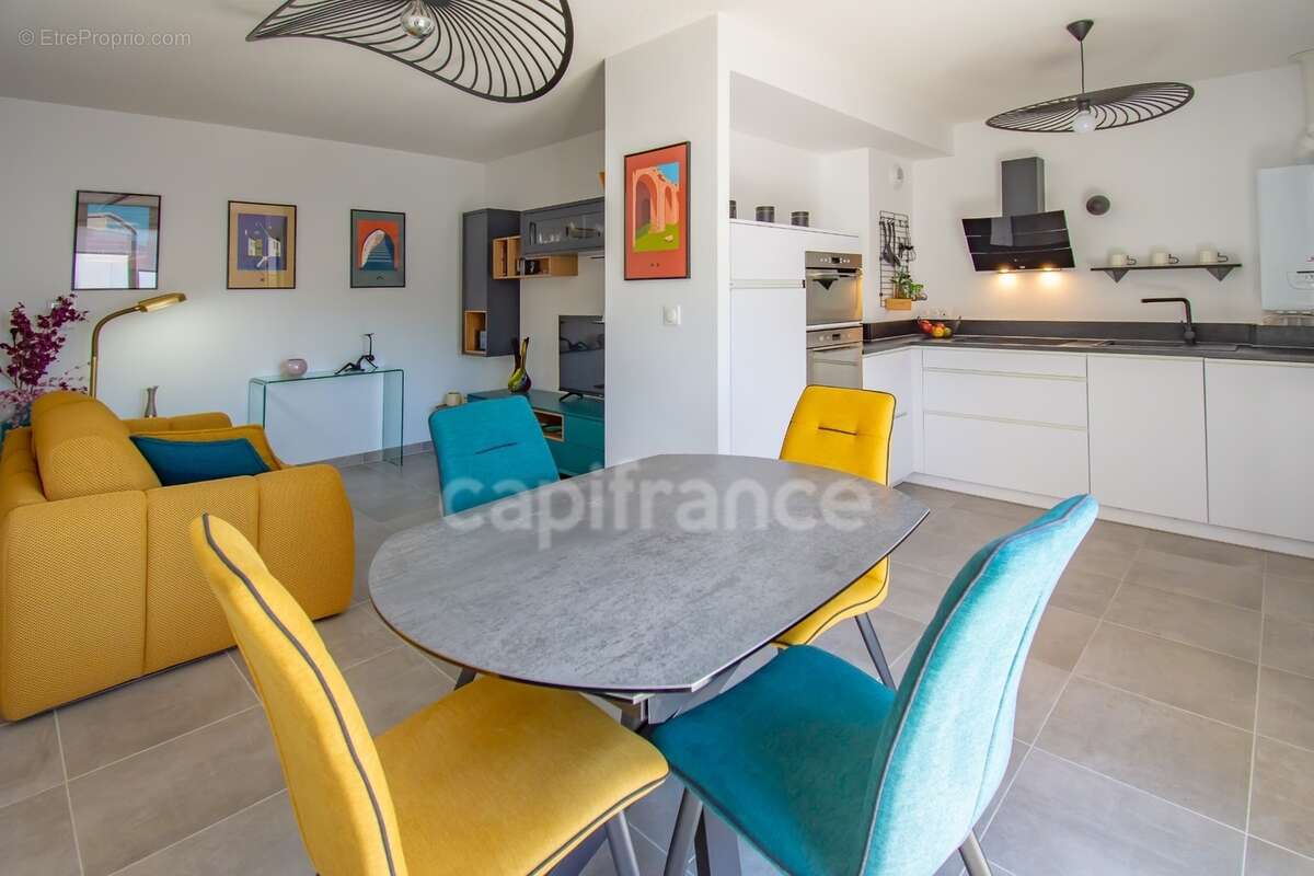 ROYAN – PONTAILLAC  T2 récent avec balcon à 650 m de la plage - photo 6