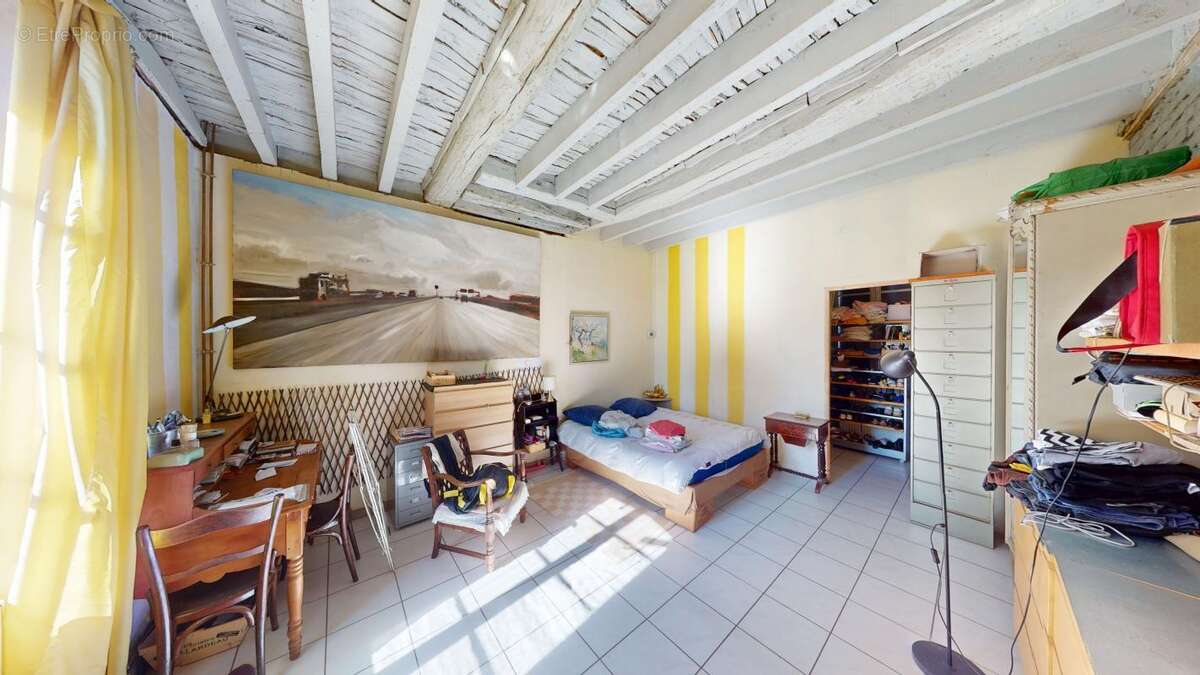 Maison à SAINT-SATUR