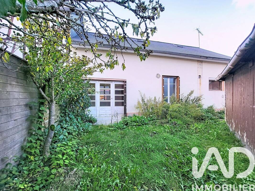 Photo 1 - Maison à VILLERS-ECALLES