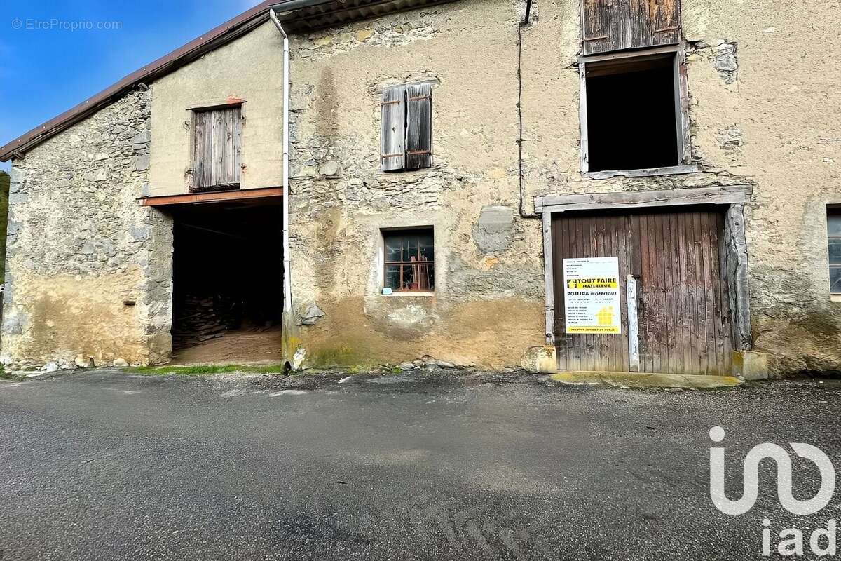 Maison 494 m² à Roquefeuil  - photo 7