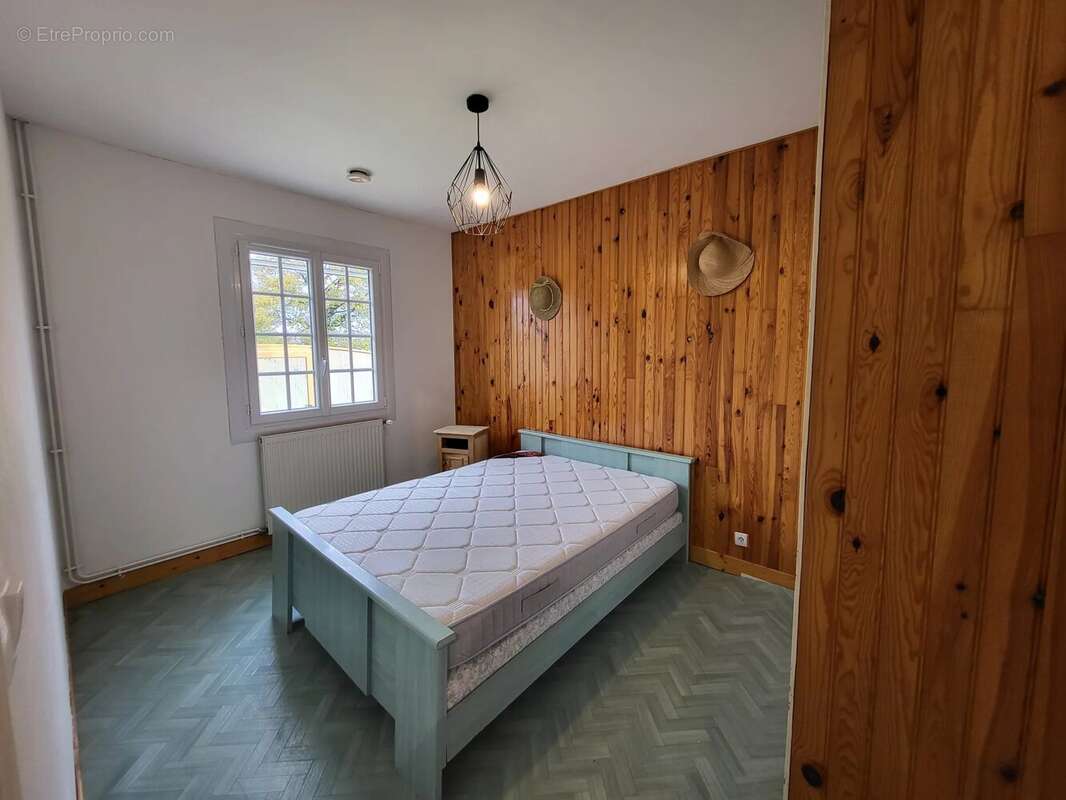 Maison à MONTMORILLON