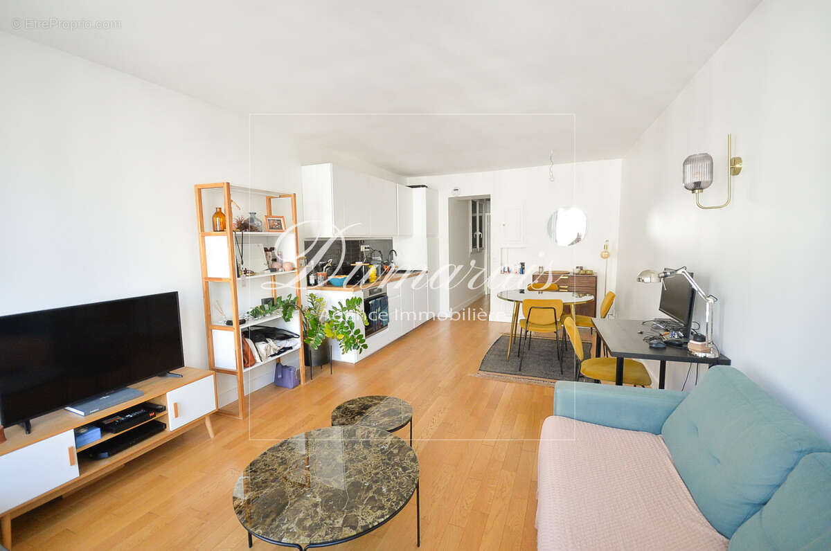 Appartement à PARIS-4E