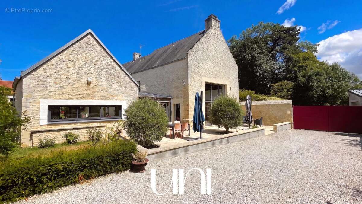 Maison 7 pièces de 264m2 avec jardin clos - Mathieu - photo 24