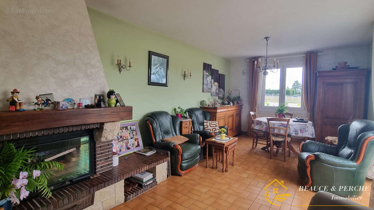Maison à ILLIERS-COMBRAY