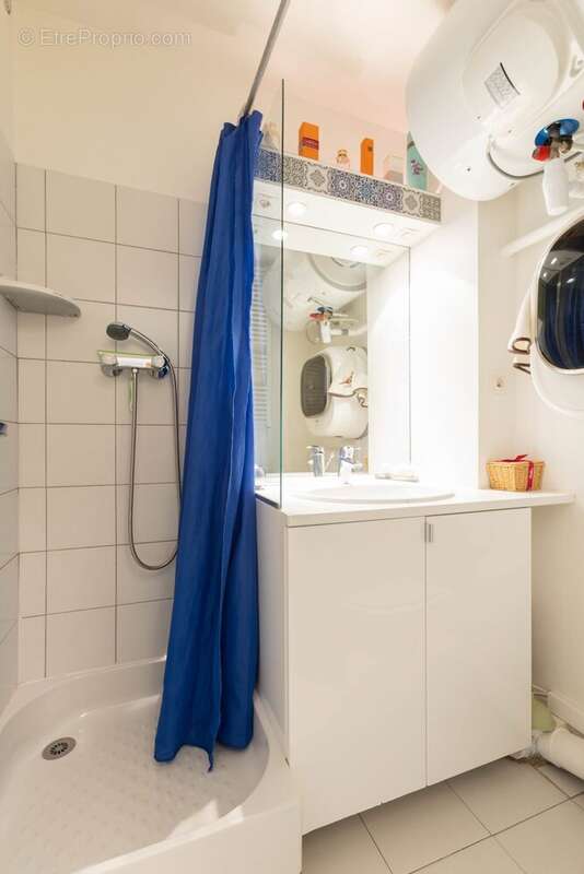 Appartement à PARIS-7E