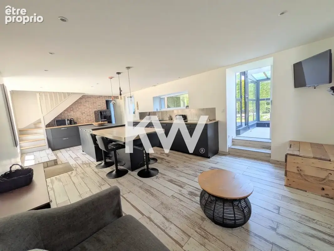 Maison 106 m² à Andrezieux-Boutheon  - photo 2