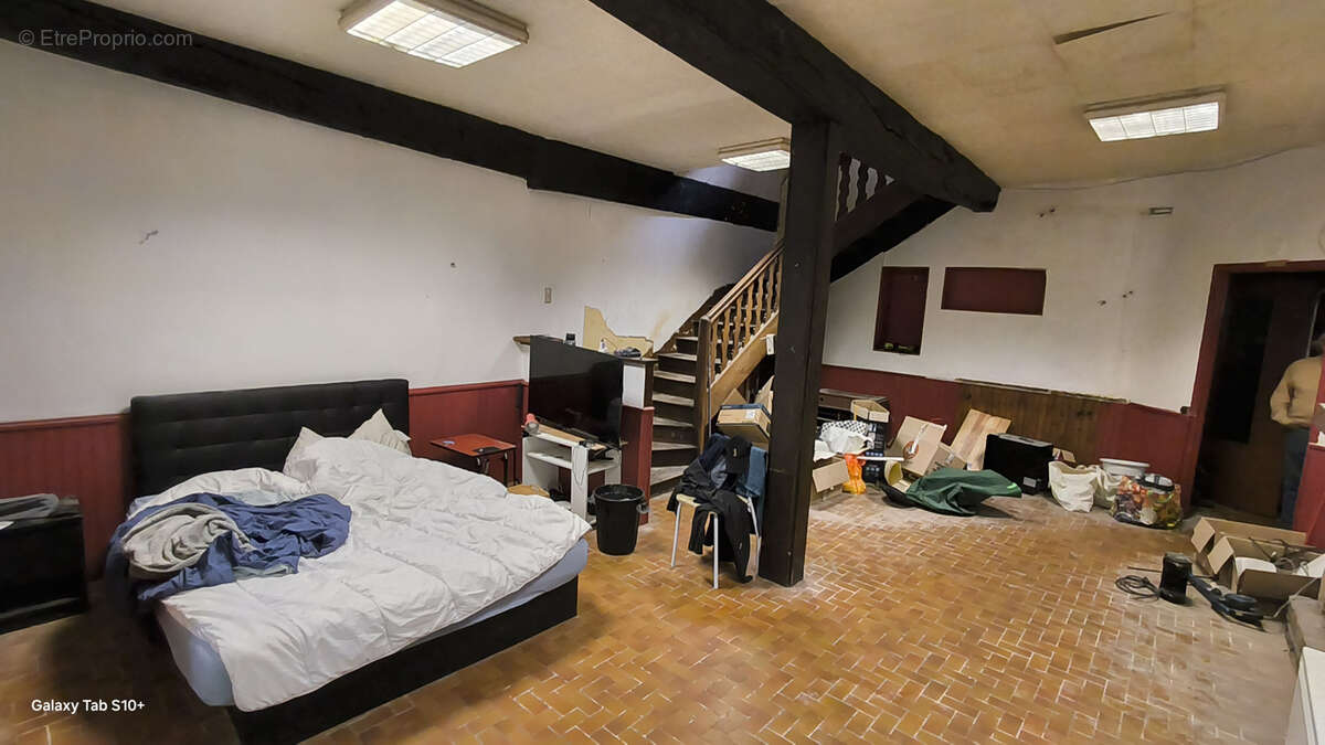 Maison à MAGNAC-BOURG