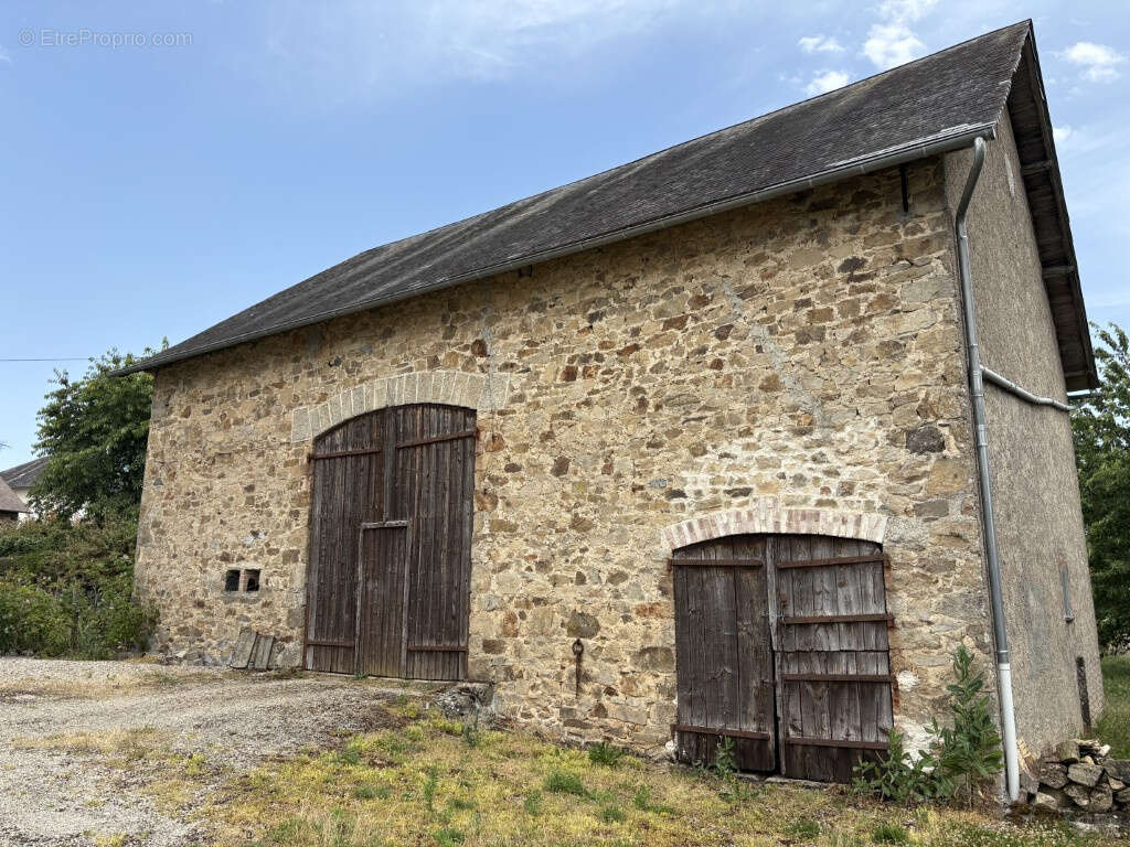 Maison à LA PORCHERIE