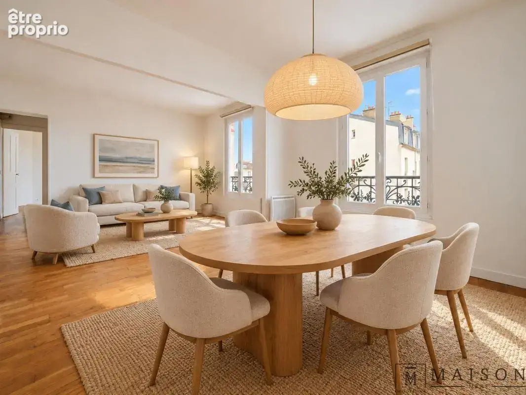Appartement à LA GARENNE-COLOMBES