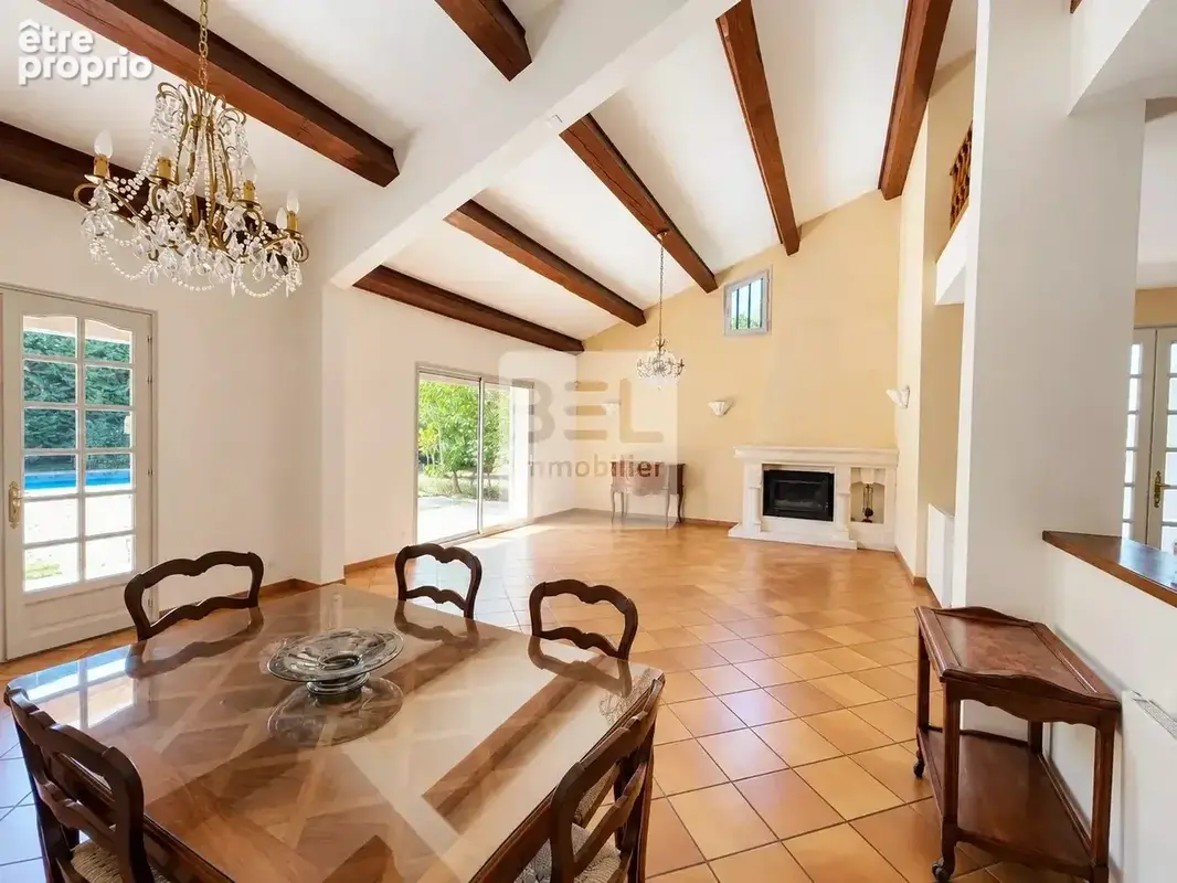 Belle Villa sur grand terrain de 2000 m2 avec piscine à Pont-Saint-Esprit - photo 8