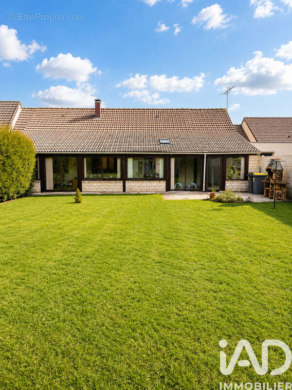 Maison 134 m² à Claye-Souilly  - photo 8