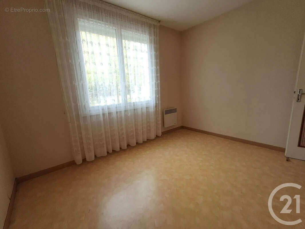 Maison 79 m² à Talmont-Saint-Hilaire  - photo 7