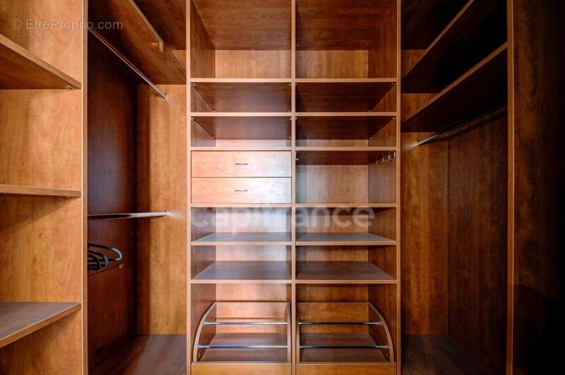 Appartement à PUTEAUX