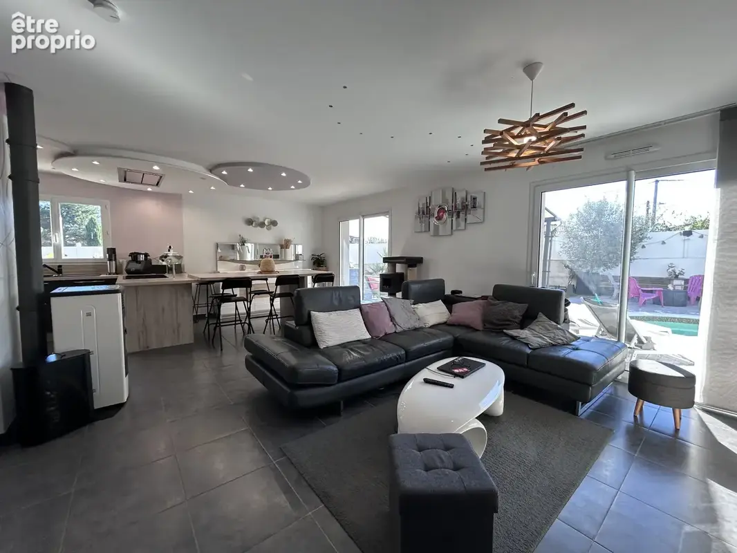 Maison récente T4 duplex avec piscine - photo 6