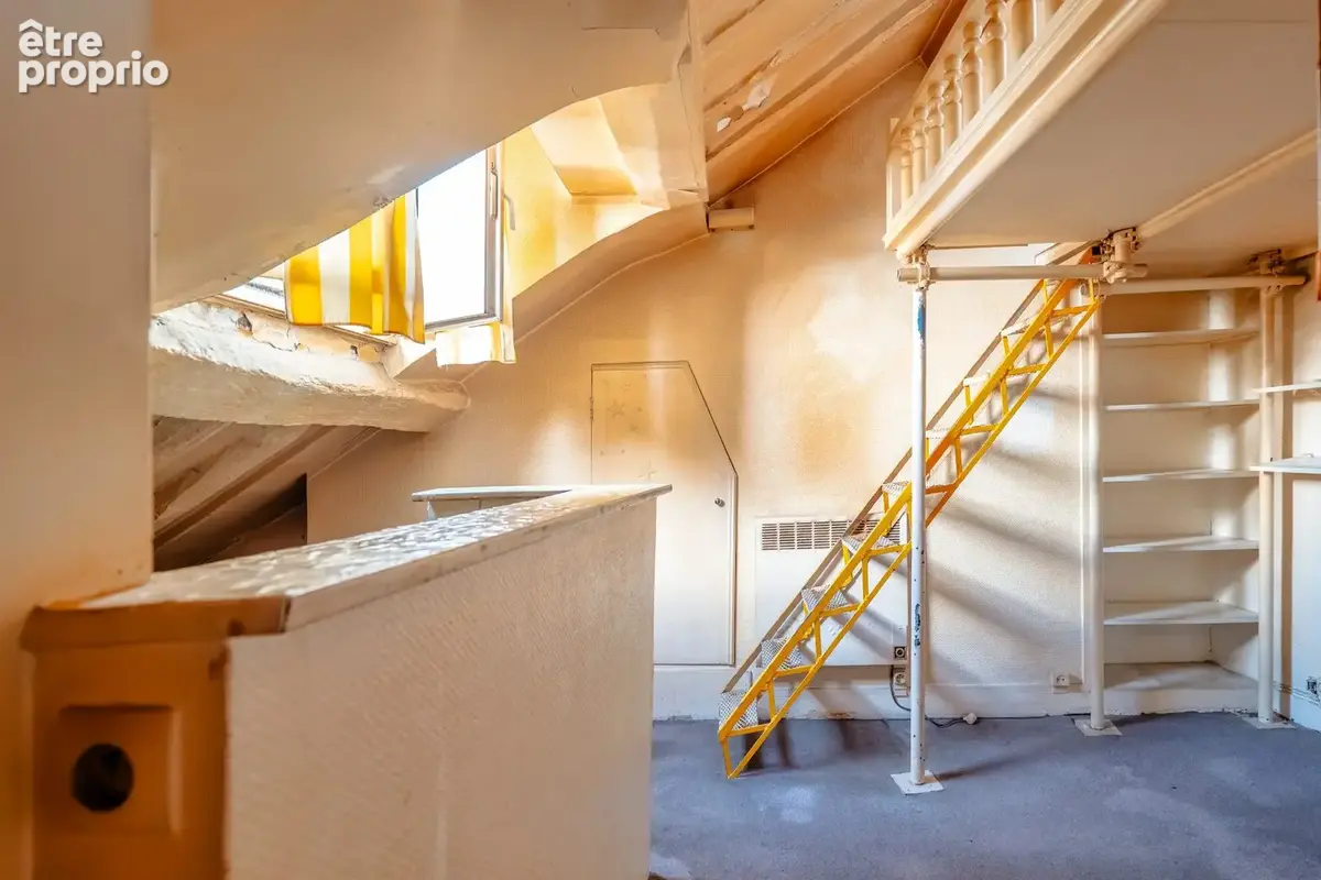 Appartement à PARIS-7E