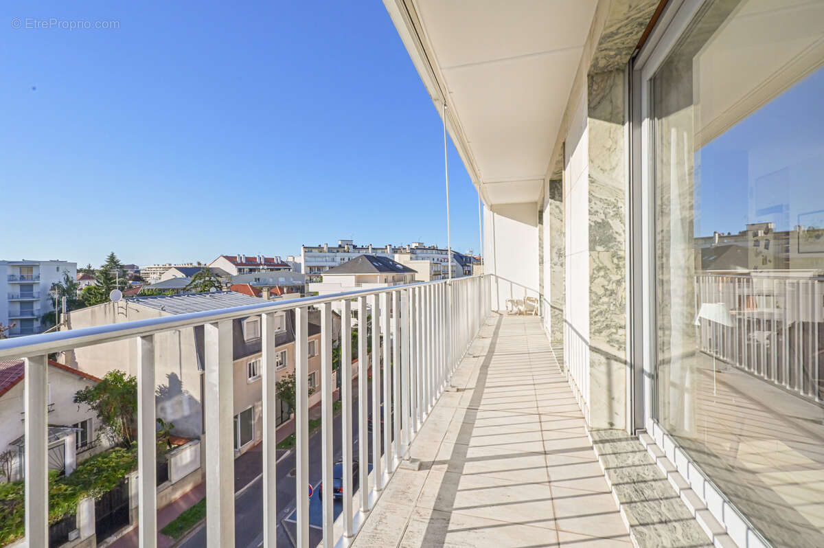 Appartement à SAINT-MAUR-DES-FOSSES