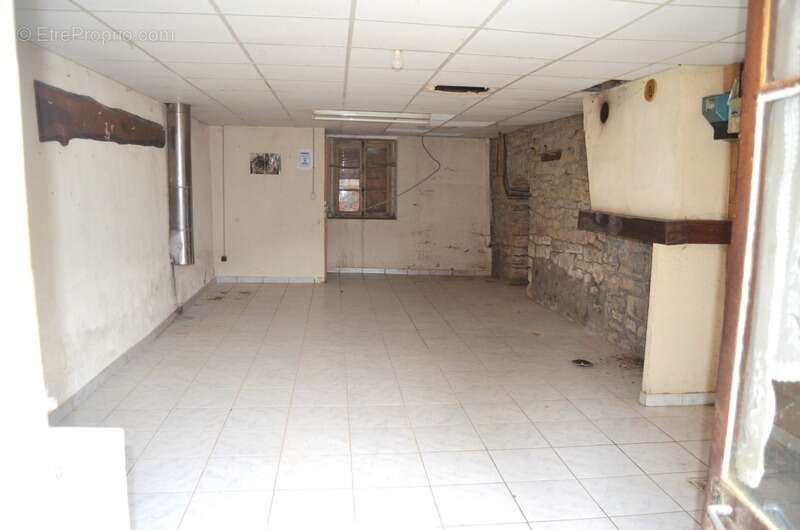 Maison à LONS-LE-SAUNIER