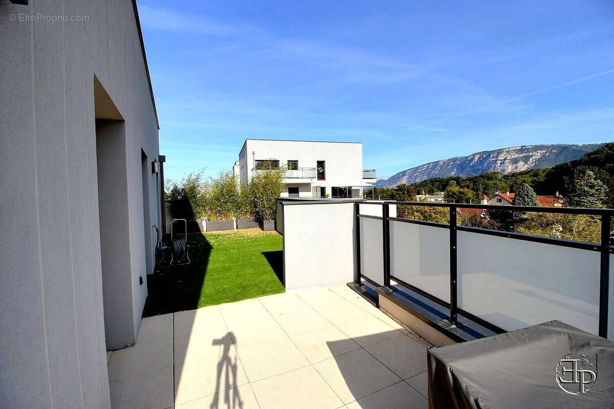 Appartement 77 m² à Saint-Julien-En-Genevois  - photo 16