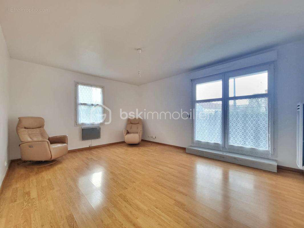 Appartement à MONTEREAU-FAULT-YONNE