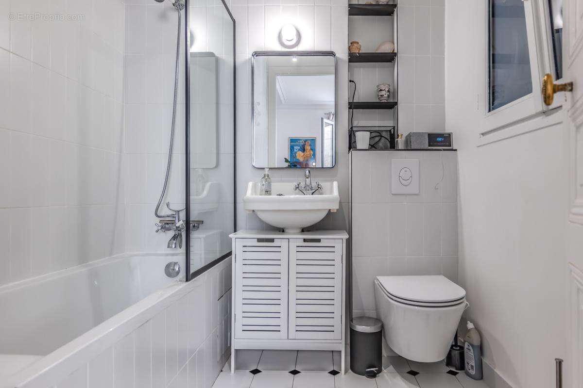 Appartement à PARIS-9E