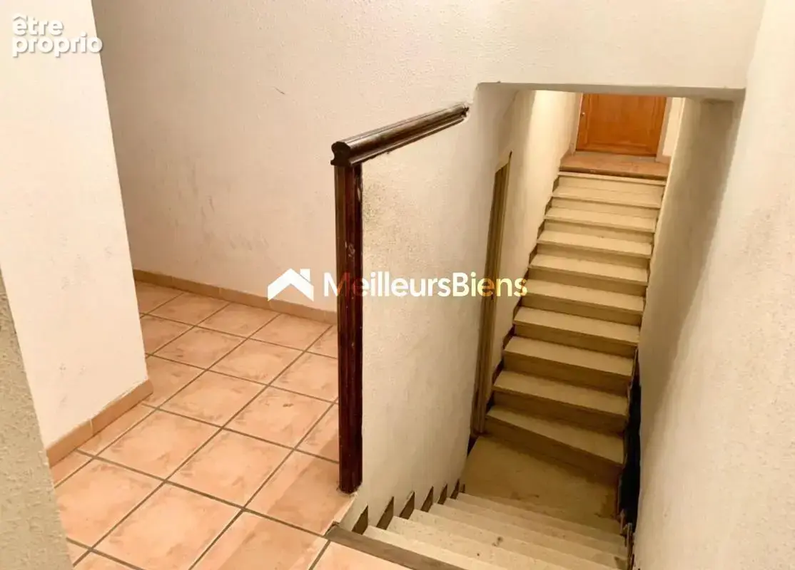 Immeuble de 145 m² à Piolenc, 5 appartements et garage - photo 8